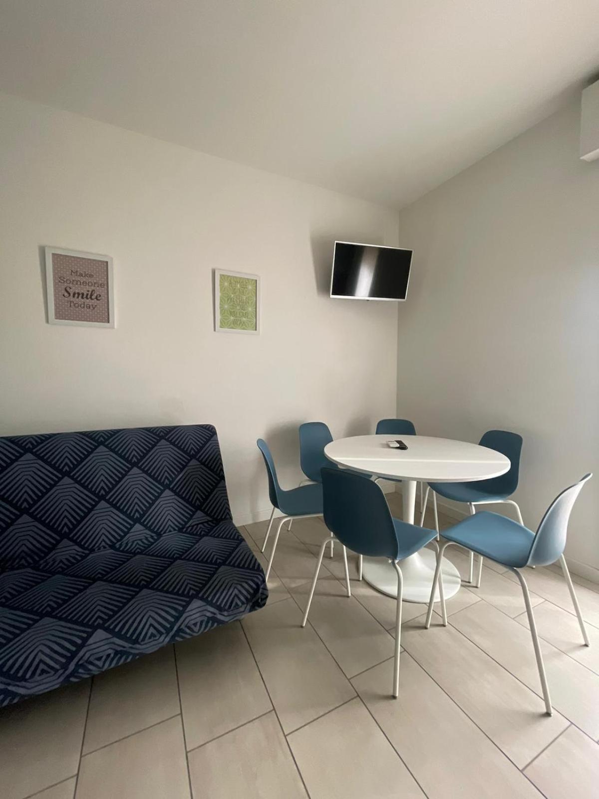 Condominio Michelangelo-Solo Per Famiglie- Walterigato Apartments Лидо-ди-Езоло Экстерьер фото